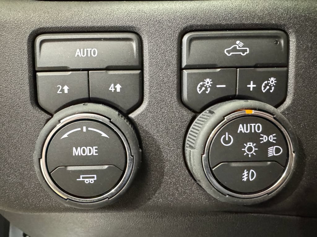 New 2026 Chevrolet Silverado 1500 RST AWD/4WD image 18