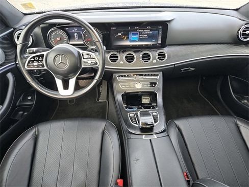 Used 2019 Mercedes-Benz E 300 image 11
