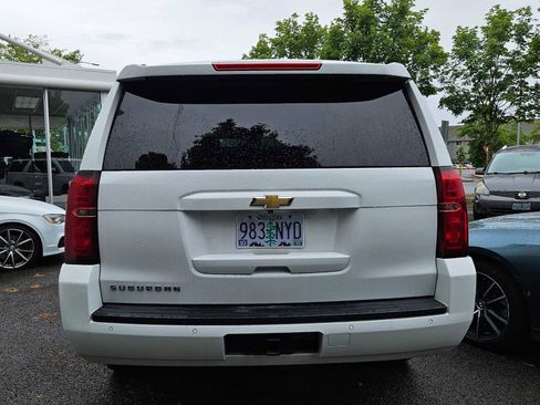 Used 2017 Chevrolet Suburban LT AWD/4WD image 3