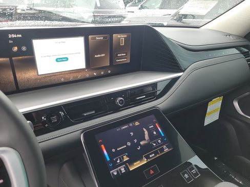 New 2026 INFINITI QX80 Luxe image 22