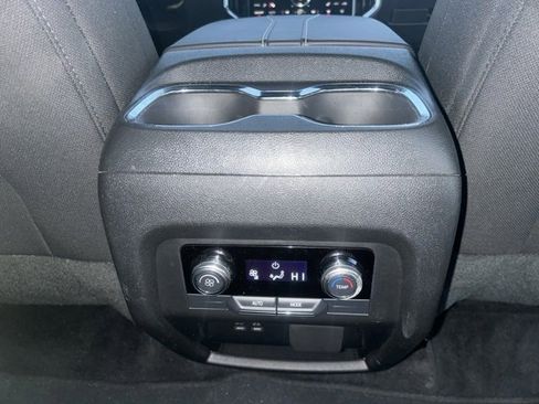 Used 2025 GMC Acadia Elevation image 30