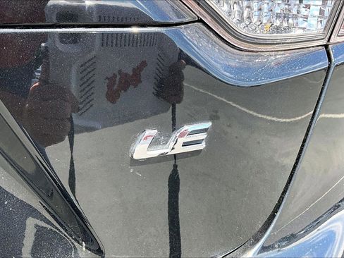 Used 2022 Toyota Corolla LE image 22