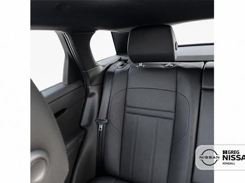 Used 2024 Land Rover Range Rover Evoque S AWD/4WD image 9