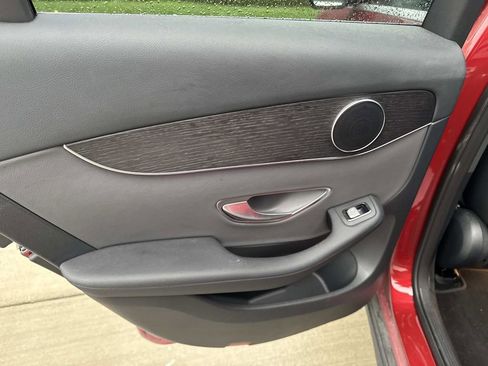 Certified 2022 Mercedes-Benz GLC 300 4MATIC image 11