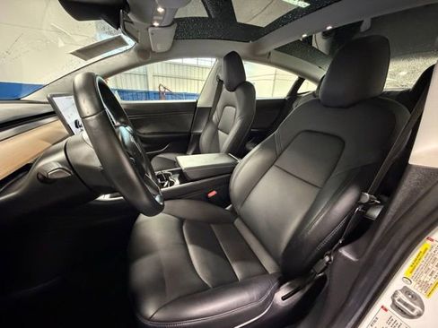 Used 2018 Tesla Model 3 Long Range image 20