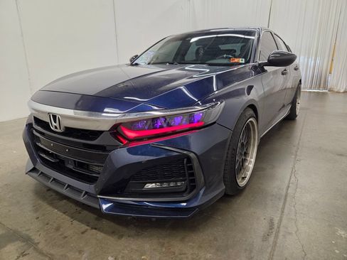 Used 2020 Honda Accord EX image 3