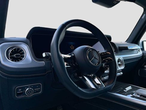 Certified 2025 Mercedes-Benz G 63 AMG 4MATIC image 9