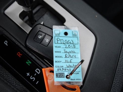 Used 2018 Toyota RAV4 XLE image 33