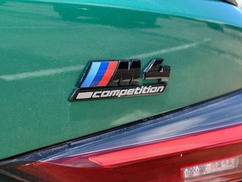Used 2023 BMW M4 xDrive Competition w/ M Carbon Exterior Package AWD/4WD image 19