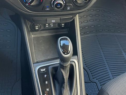 Used 2020 Hyundai Accent SE FWD image 14