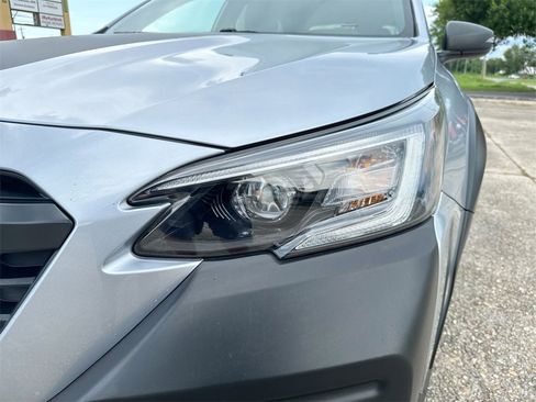 Used 2022 Subaru Outback Wilderness w/ Wilderness Package image 10