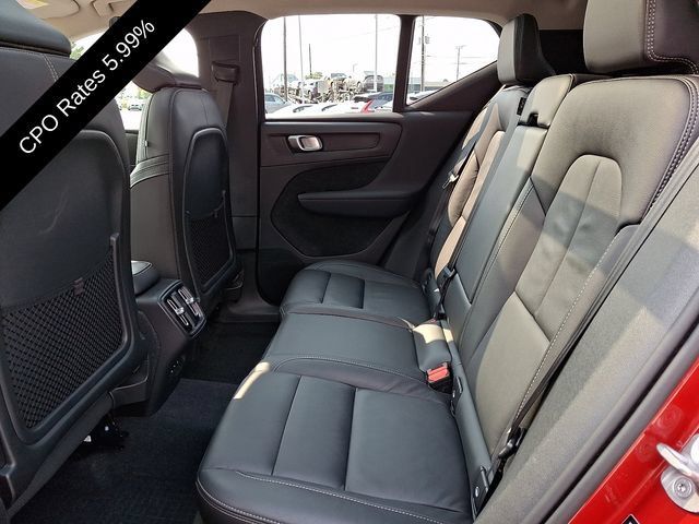 Certified 2023 Volvo XC40 B5 Plus w/ Driver Assist Package AWD/4WD image 12