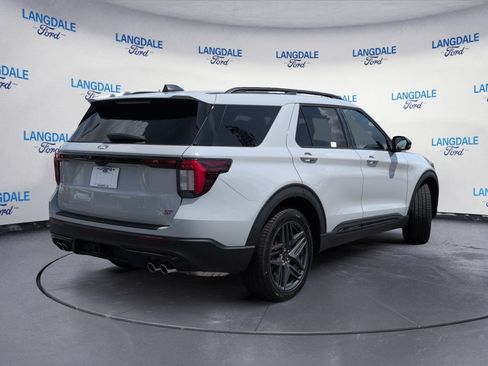 New 2027 Ford Explorer ST w/ Sun And Sound Package AWD/4WD image 4