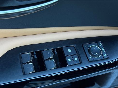 Used 2024 Lexus ES 350 350 image 12