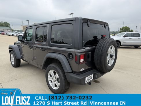 Used 2021 Jeep Wrangler Unlimited Sport AWD/4WD image 5