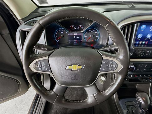 Used 2022 Chevrolet Colorado Z71 image 12