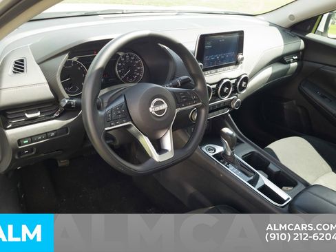 Used 2024 Nissan Sentra SV FWD image 6