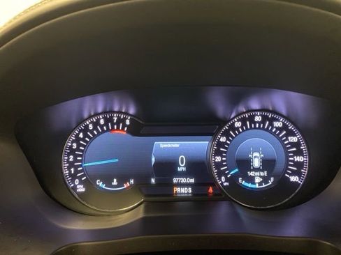 Used 2019 Ford Explorer Platinum image 9