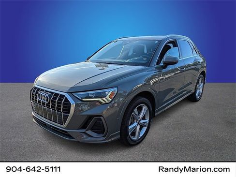Used 2019 Audi Q3 2.0T Prestige w/ Prestige Package image 1
