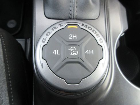 Used 2025 Ford Bronco 2-Door image 22