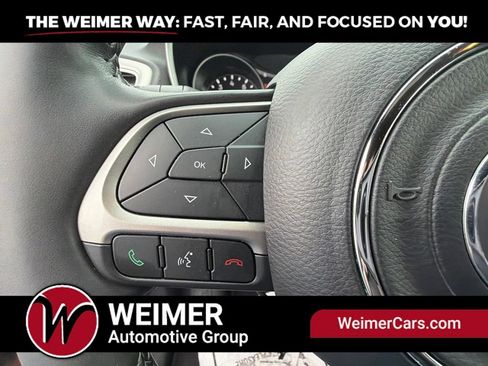 Used 2021 Jeep Compass Latitude w/ Sun and Sound Group AWD/4WD image 43