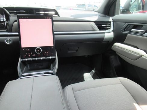 Used 2025 GMC Terrain Elevation FWD image 14