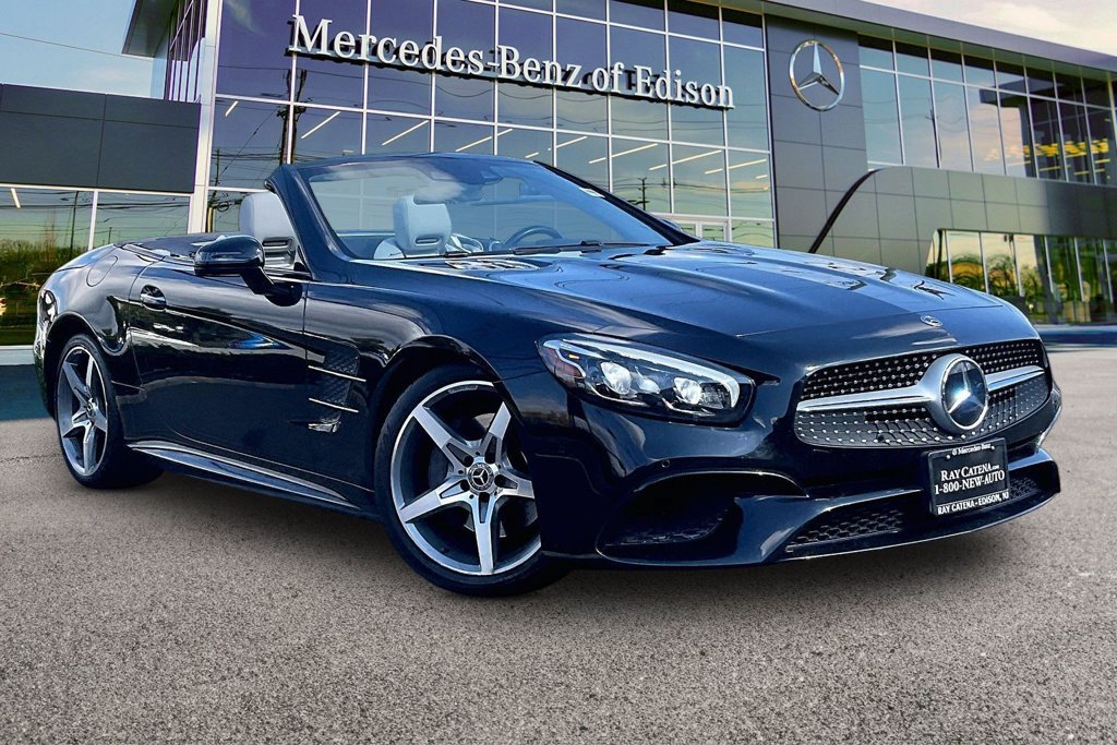 Used 2018 Mercedes-Benz SL 550 image 1