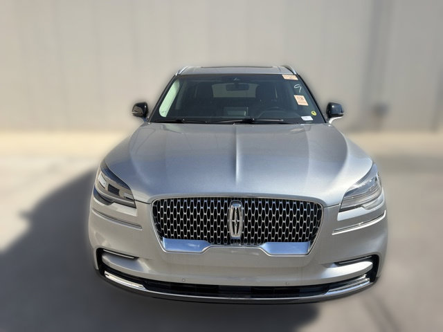 Used 2024 Lincoln Aviator AWD w/ Premium Package image 14