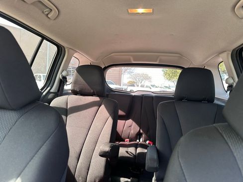 Used 2014 MAZDA MAZDA5 Touring image 12