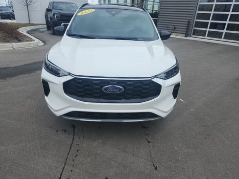 Used 2024 Ford Escape ST-Line w/ Tech Pack #1 image 2