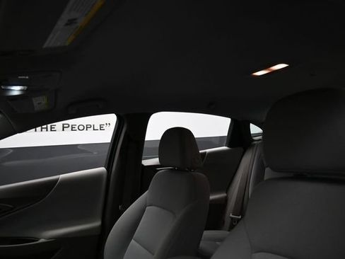 Used 2025 Chevrolet Malibu LT FWD image 18