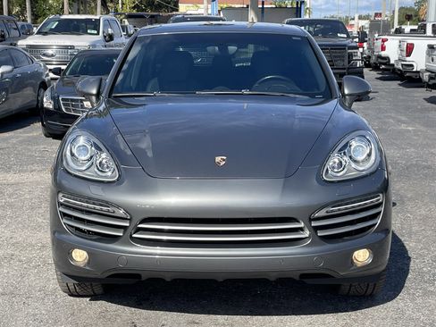 Used 2014 Porsche Cayenne Diesel Platinum Edition image 13