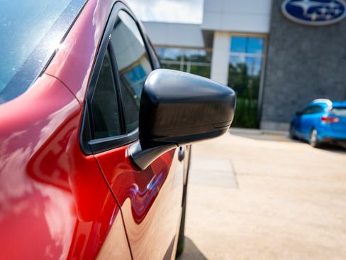 Certified 2025 Subaru Crosstrek 2.0i AWD/4WD image 15