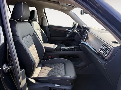 New 2026 Volkswagen Atlas SEL Premium R-Line image 19