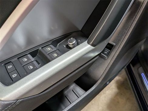 Used 2021 Audi Q3 2.0T Premium w/ Convenience Package image 25