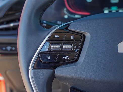 Certified 2025 Kia Niro EX image 13