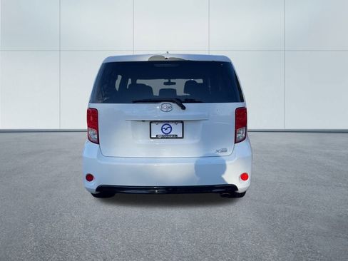 Used 2015 Scion xB image 6