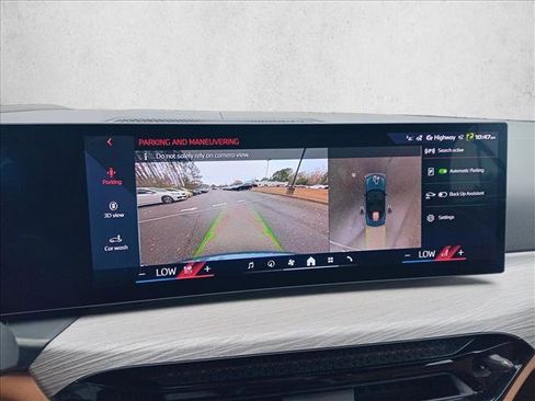 Used 2025 BMW 440i xDrive Convertible w/ Premium Package image 17