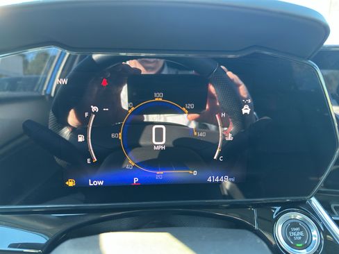 Used 2024 Chevrolet Trax RS w/ Sunroof Package image 14