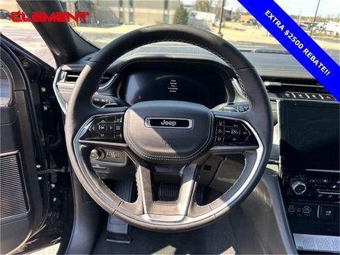 New 2024 Jeep Grand Cherokee Overland w/ Luxury Tech Group IV image 4