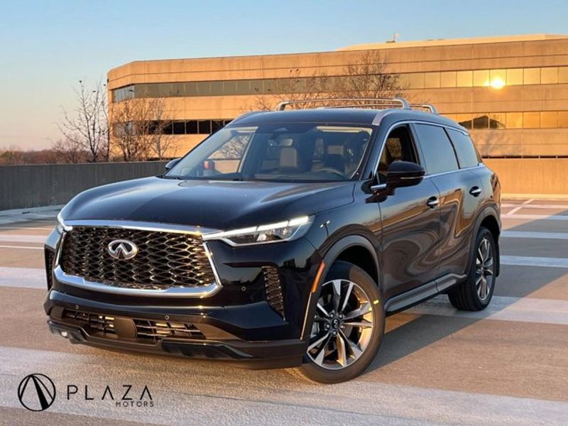 Certified 2025 INFINITI QX60 Luxe w/ Lighting Package (N94) image 1