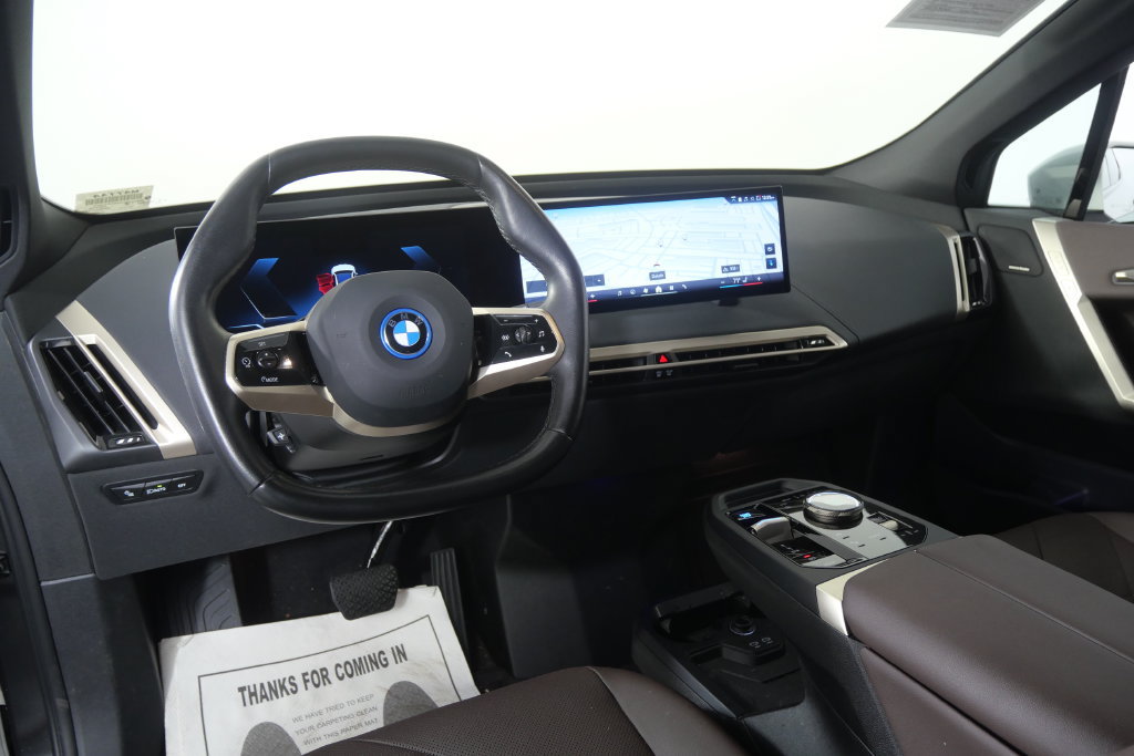 Certified 2024 BMW iX xDrive50 w/ Premium Package AWD/4WD image 18