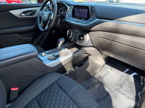 Used 2022 Chevrolet Blazer LT image 10