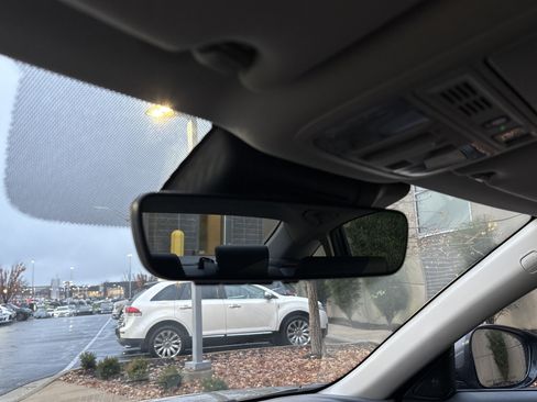 Used 2021 Honda Accord Touring image 26