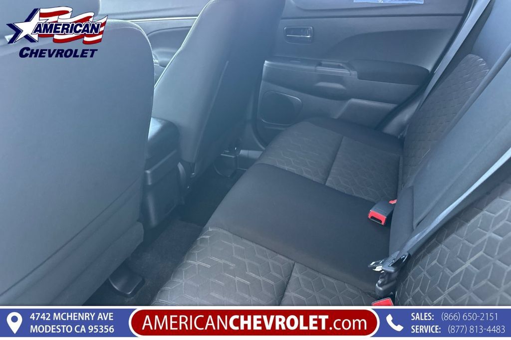 Used 2025 Mitsubishi Outlander Sport ES AWD/4WD image 15