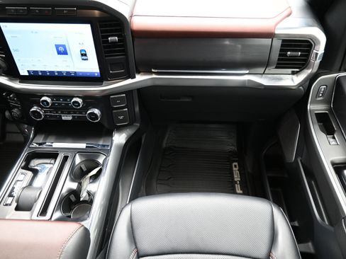 Used 2023 Ford F150 Lariat w/ Equipment Group 502A High image 41