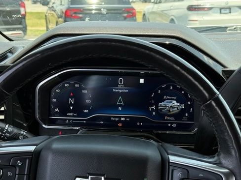 Used 2022 Chevrolet Silverado 1500 RST AWD/4WD image 8