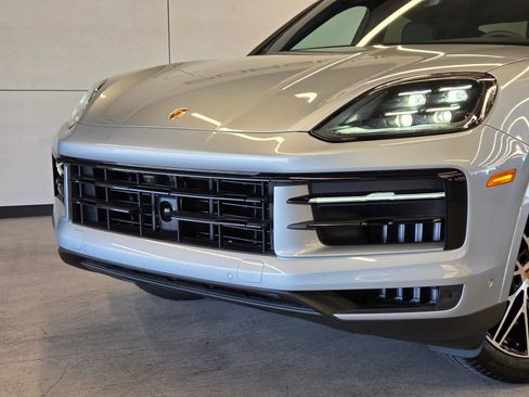 New 2026 Porsche Cayenne S AWD/4WD image 24
