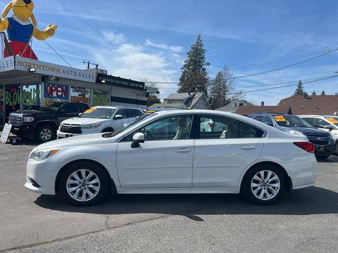 Used 2015 Subaru Legacy 2.5i Premium w/ Moonroof Package AWD/4WD image 3