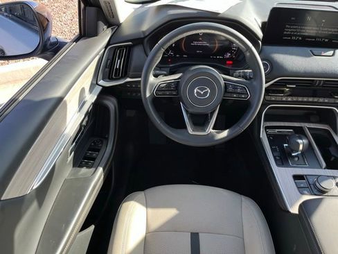 Used 2025 MAZDA CX-70 Plug-In Hybrid w/ Premium Pkg image 13